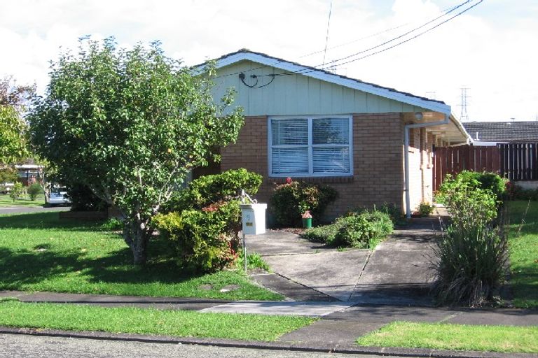 Photo of property in 2/9 Latham Avenue, Pakuranga, Auckland, 2010