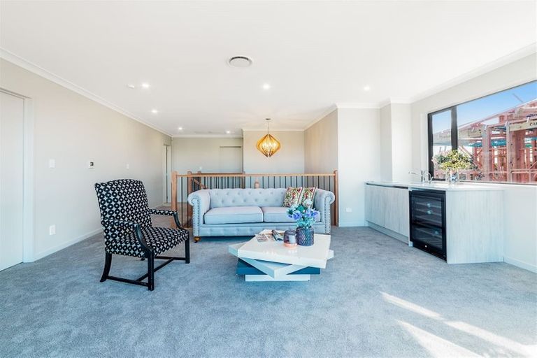 Photo of property in 30 Bearing Parade, Long Bay, Auckland, 0630