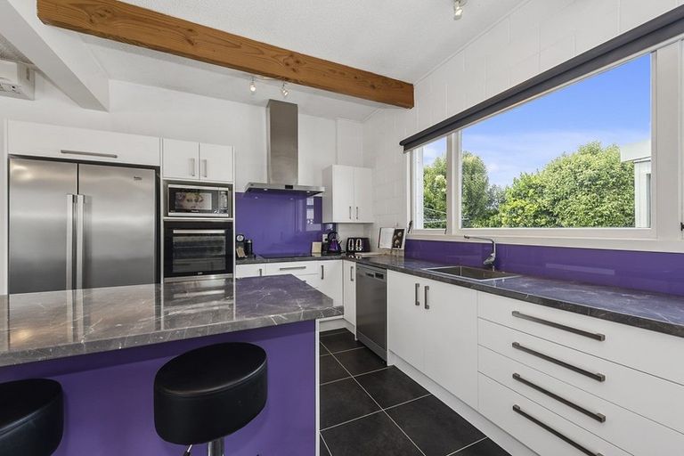 Photo of property in 8 Morrow Avenue, St Andrews, Hamilton, 3200