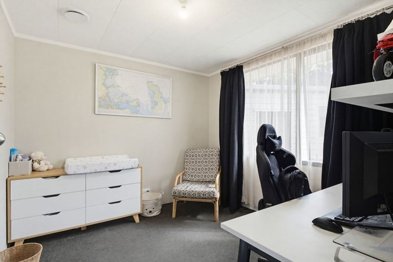 Photo of property in 2/342c Royal Road, Massey, Auckland, 0614