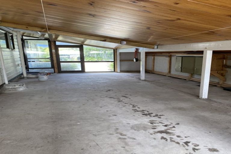 Photo of property in 10 Jane Street, Waikanae Beach, Waikanae, 5036