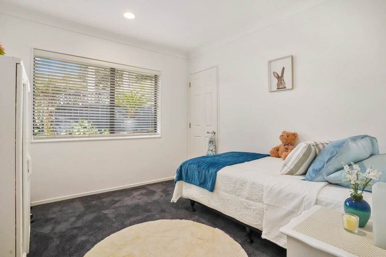 Photo of property in 9 Wynona Close, Albany, Auckland, 0632