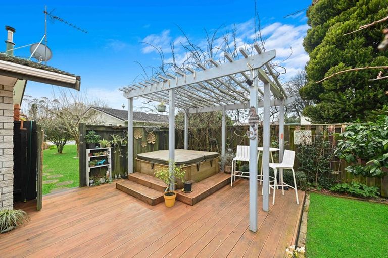 Photo of property in 56 Glen Lynne Avenue, Queenwood, Hamilton, 3210