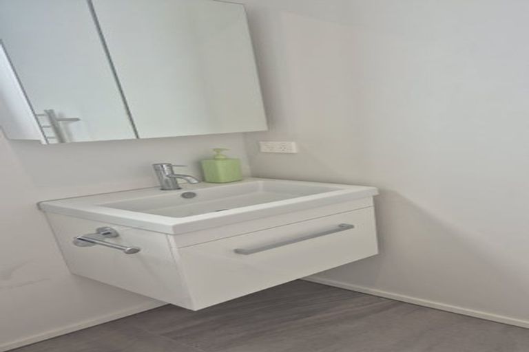 Photo of property in 44 Astelia Way, Woodridge, Wellington, 6037