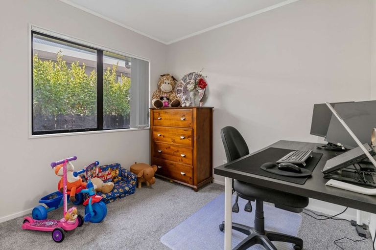 Photo of property in 1/67 Charntay Avenue, Clover Park, Auckland, 2019