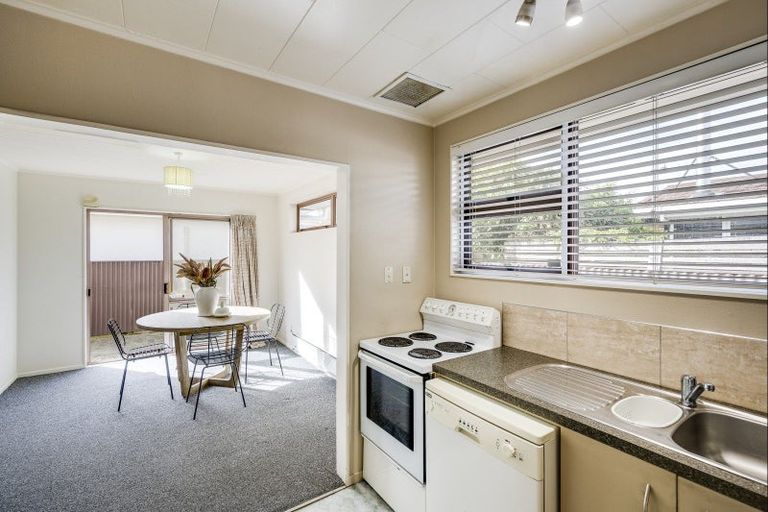 Photo of property in 2 Nicholas Street, Taradale, Napier, 4112