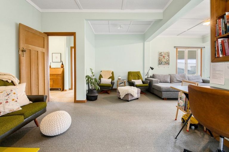 Photo of property in 1/22 Islington Avenue, New Lynn, Auckland, 0600