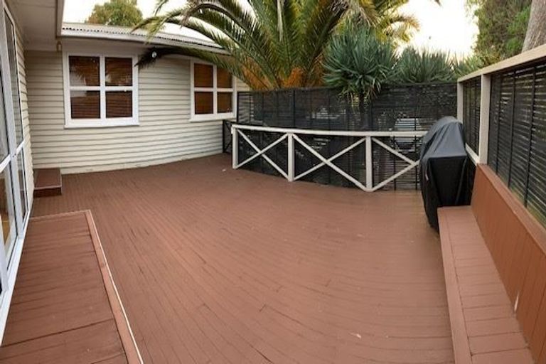 Photo of property in 118 Moore Street, Howick, Auckland, 2014