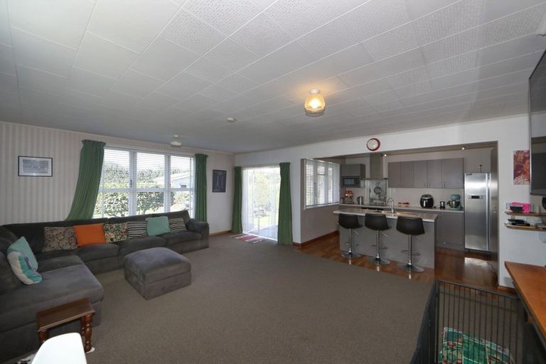 Photo of property in 712 Grove Road, Mayfair, Hastings, 4122