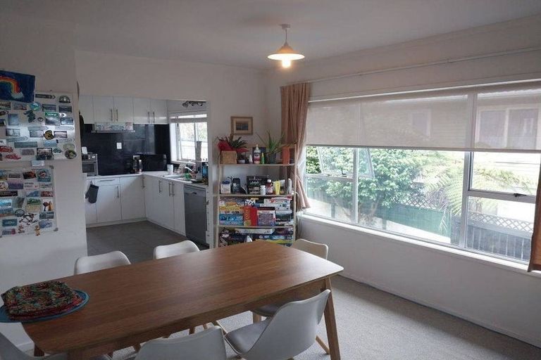 Photo of property in 1/100 Sunrise Avenue, Mairangi Bay, Auckland, 0630