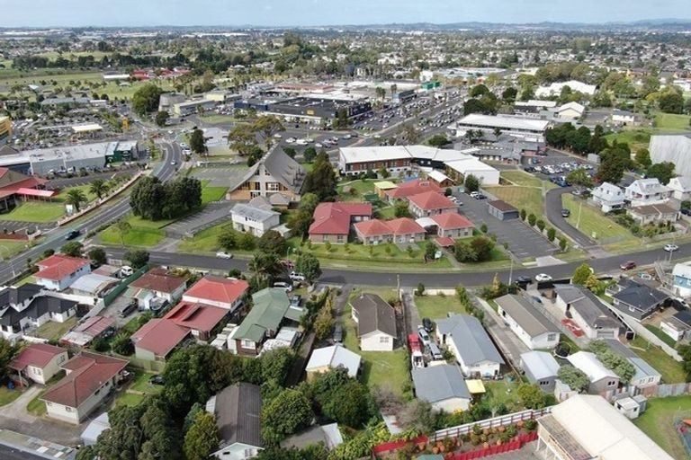 Photo of property in 42 Cape Road, Mangere, Auckland, 2022