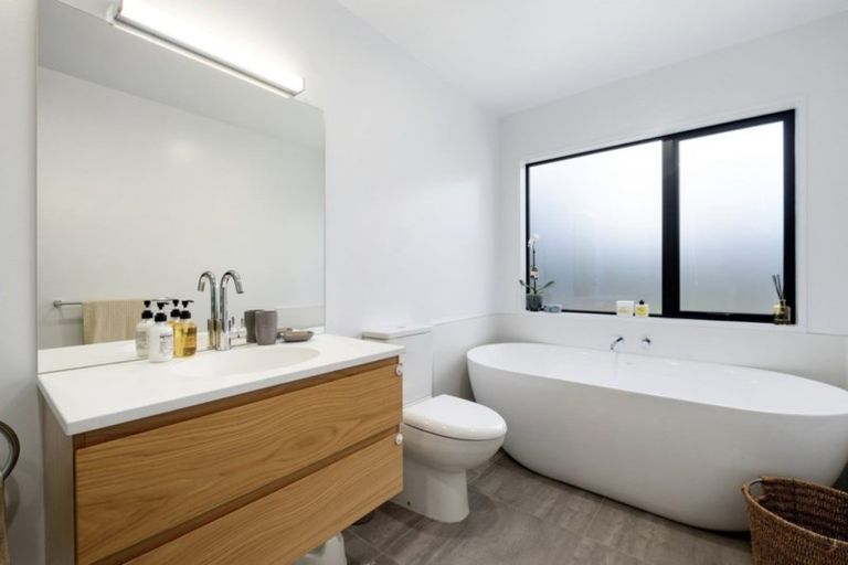 Photo of property in 32 Kingan Road, Luggate, Cromwell, 9383