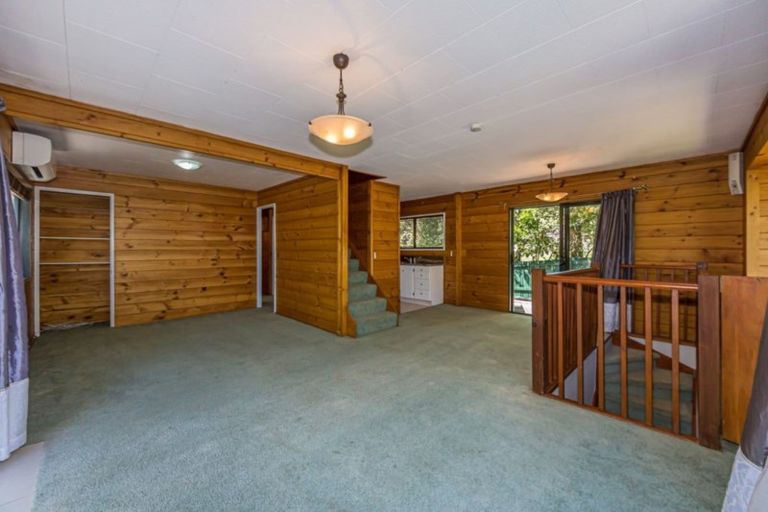 Photo of property in 24a Otanerua Road, Hatfields Beach, Orewa, 0931