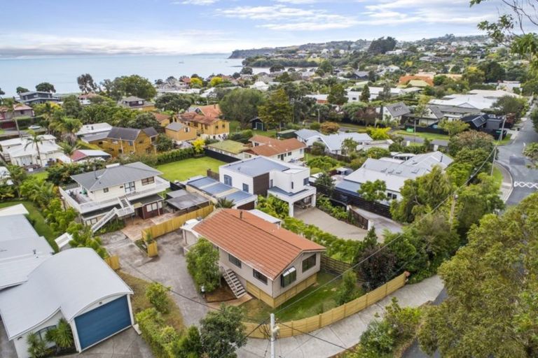 Photo of property in 48 Brixton Road, Manly, Whangaparaoa, 0930