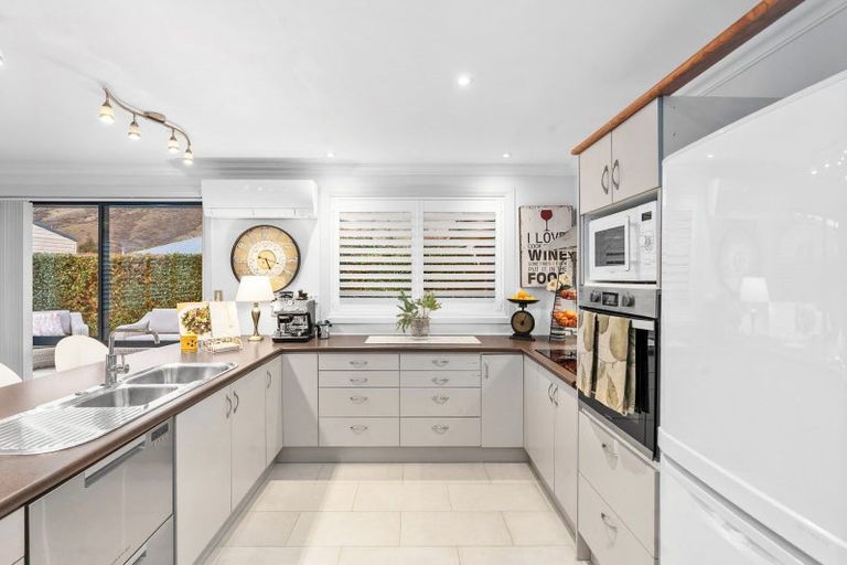 Photo of property in 13 Robertson Court, Cromwell, 9310