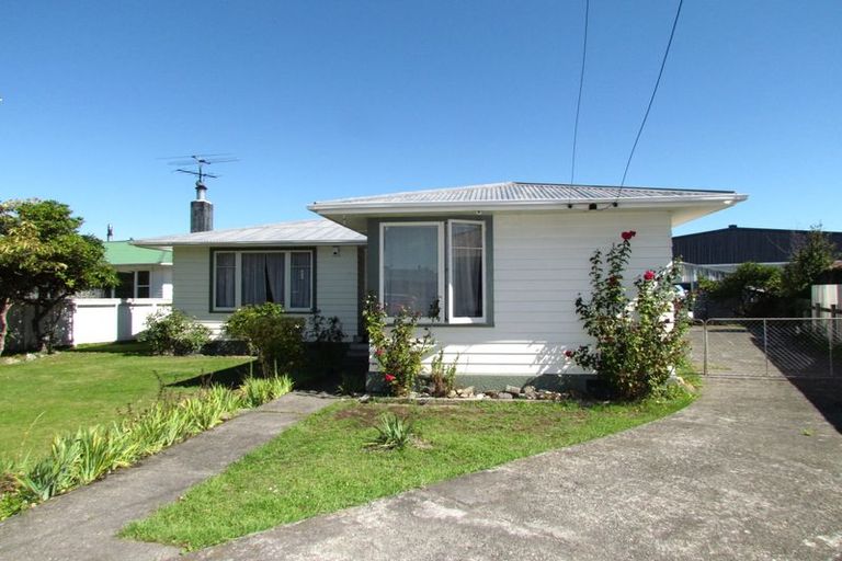 Photo of property in 58 Johnstone Street, Masterton, 5810