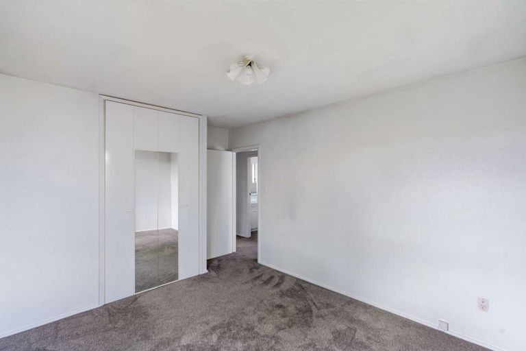 Photo of property in 16 Watson Place, Rangiora, 7400