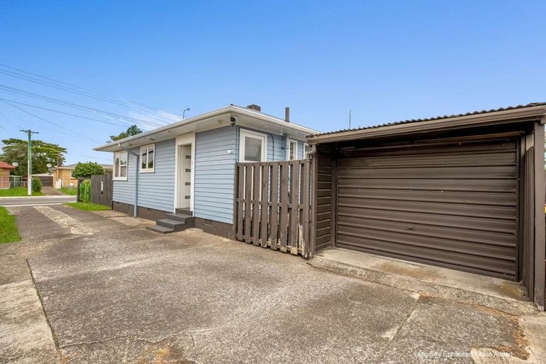 Photo of property in 1/18 Sheehan Avenue, Papakura, 2110