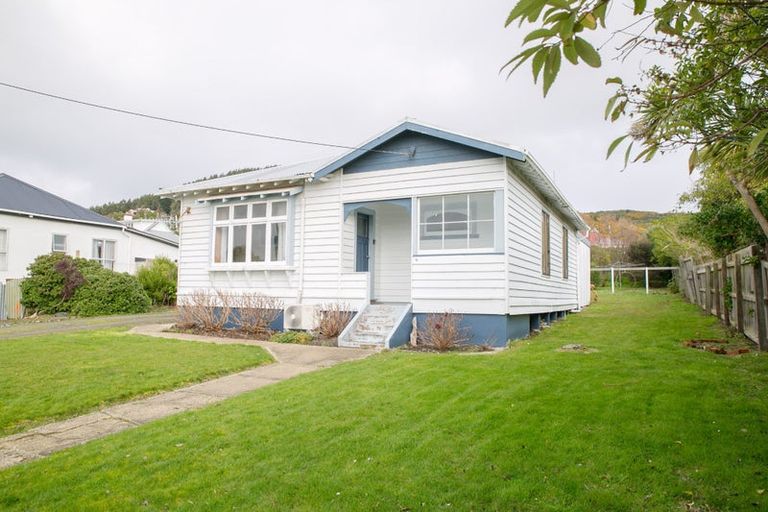 Photo of property in 12 Foyle Street, Bluff, 9814
