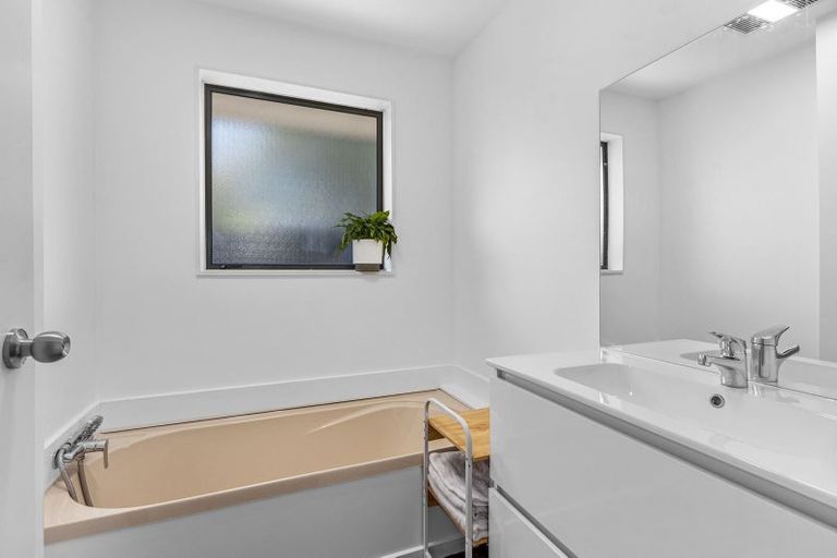 Photo of property in 366a Blenheim Road, Upper Riccarton, Christchurch, 8041