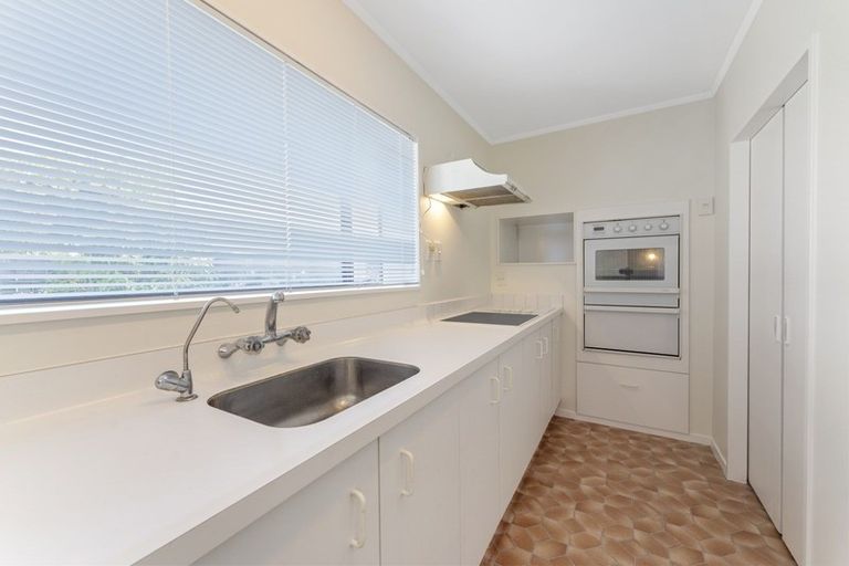 Photo of property in 336 Featherston Street, Palmerston North, 4414