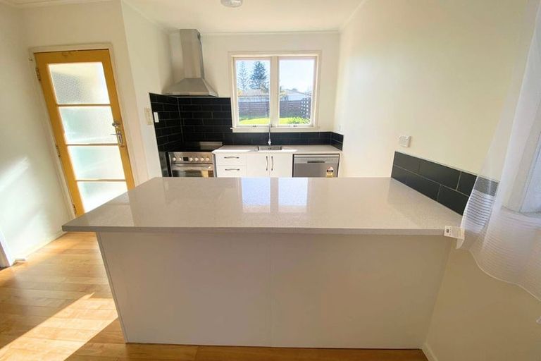 Photo of property in 5 Opal Avenue, Pakuranga, Auckland, 2010