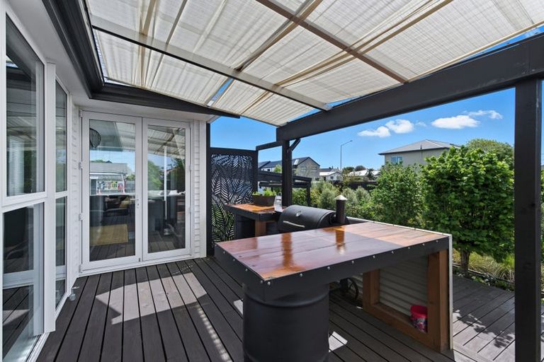 Photo of property in 112 Hills Road, Edgeware, Christchurch, 8013