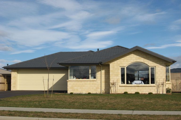 Photo of property in 103 Govan Drive, Te Anau, 9600
