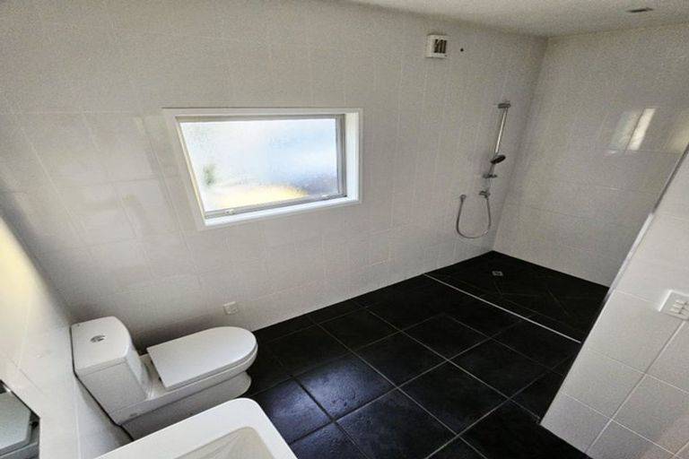 Photo of property in 73a Oraha Road, Kumeu, 0892