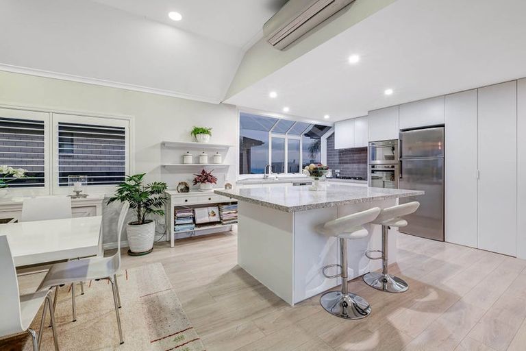 Photo of property in 27 Clansman Terrace, Gulf Harbour, Whangaparaoa, 0930