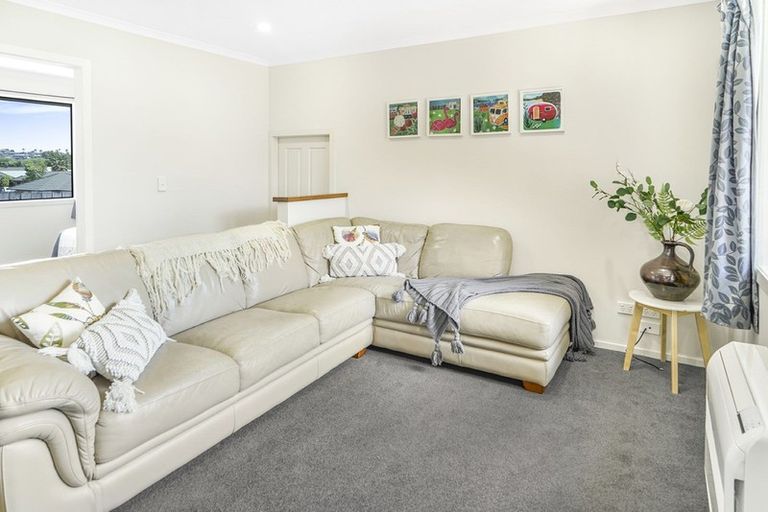 Photo of property in 16 Wembley Close, Nawton, Hamilton, 3200