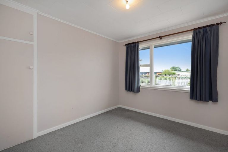 Photo of property in 137 Mcmurdo Street, Tinwald, Ashburton, 7700