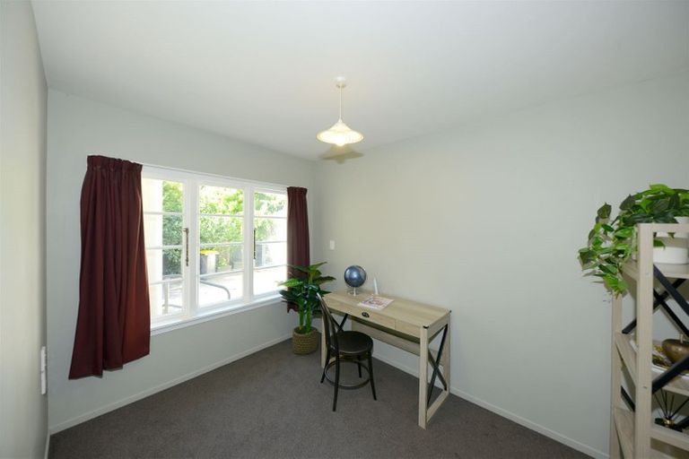 Photo of property in 29 Eastern Terrace, Beckenham, Christchurch, 8023
