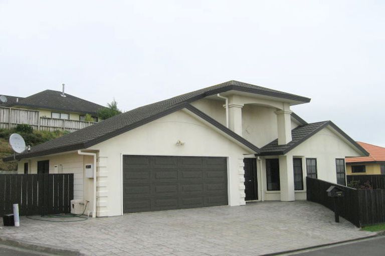 Photo of property in 32 Kentwood Drive, Woodridge, Wellington, 6037