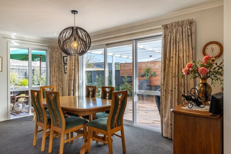 Photo of property in 14 Boysenberry Grove, Richmond, 7020