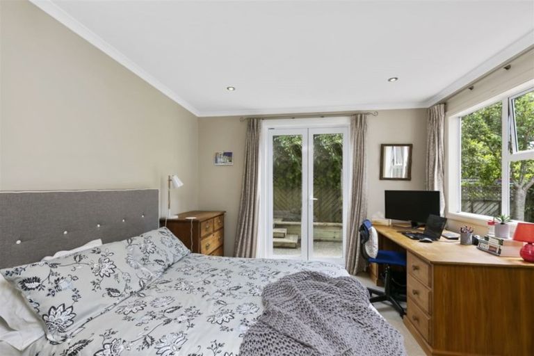 Photo of property in 4 Ardross Avenue, Khandallah, Wellington, 6035