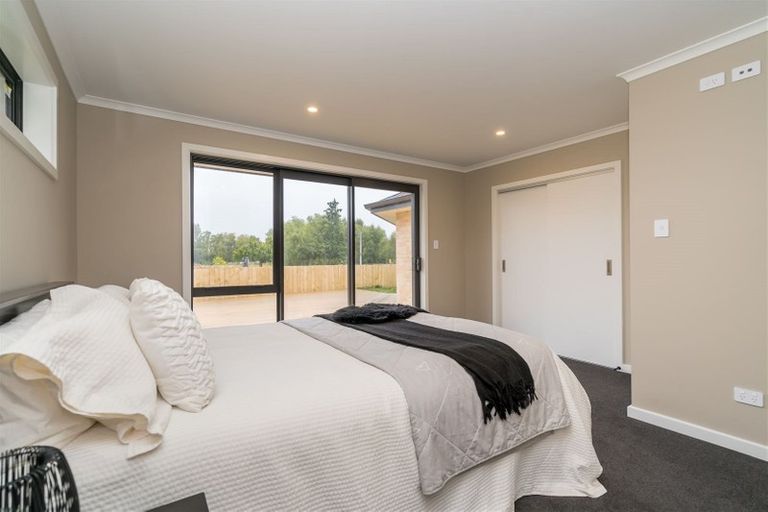 Photo of property in 4 Nore Street, Waihola, Milton, 9073