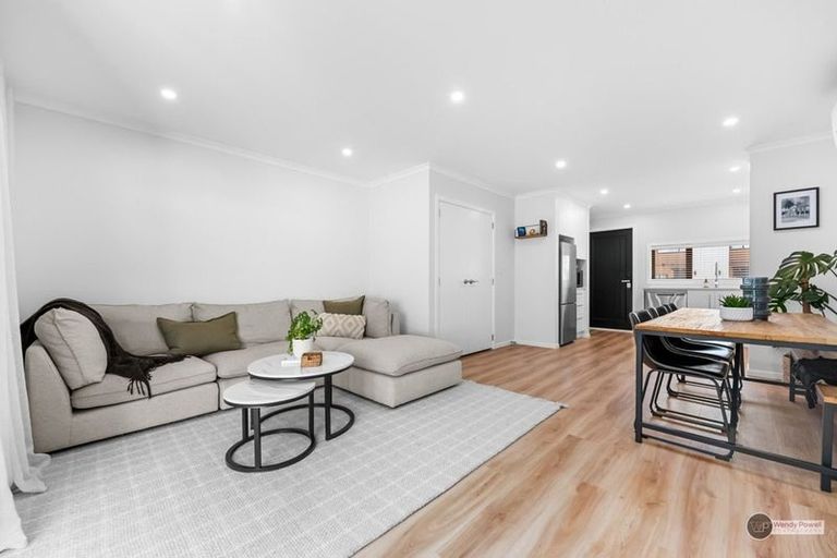 Photo of property in 3 Reid Lane, Wallaceville, Upper Hutt, 5018