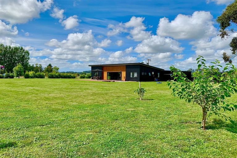 Photo of property in 32 Argyll Road, Otane, 4276