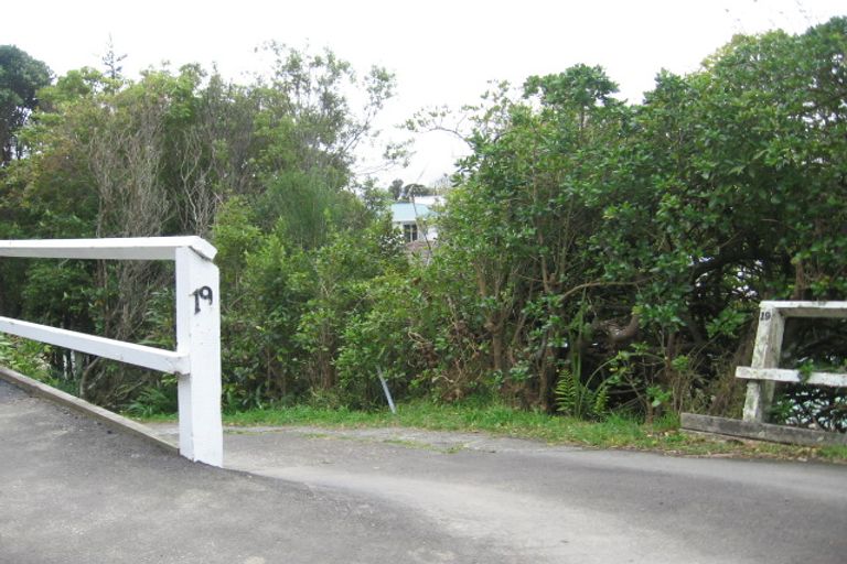 Photo of property in 19 Monowai Road, Johnsonville, Wellington, 6037