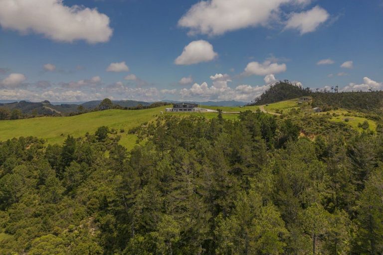 Photo of property in 212 Black Jack Road, Kuaotunu, Whitianga, 3592
