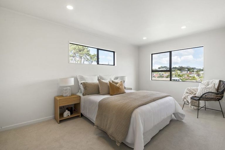 Photo of property in 24 Rosemary Avenue, Forrest Hill, Auckland, 0620