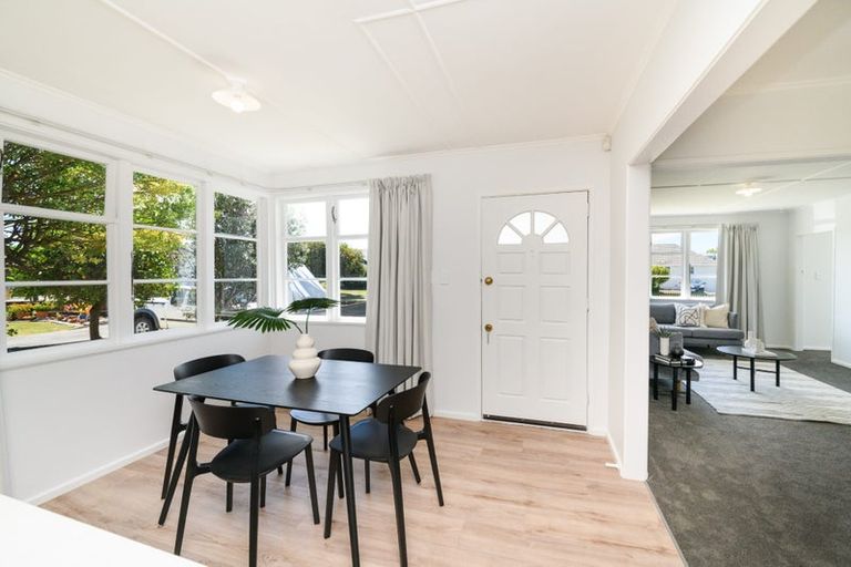 Photo of property in 34 Clyde Crescent, Roslyn, Palmerston North, 4414