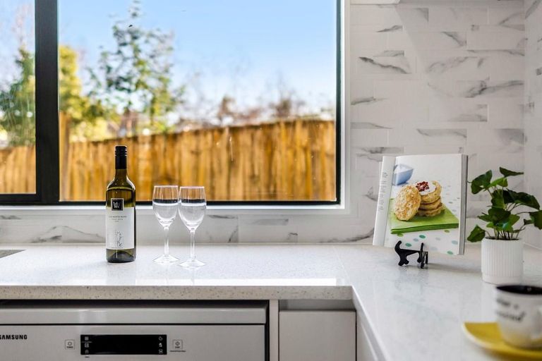 Photo of property in 16/2 Arawa Street, New Lynn, Auckland, 0600