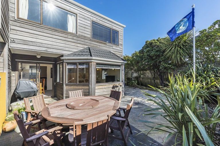 Photo of property in 50a Kaikoura Street, Maupuia, Wellington, 6022