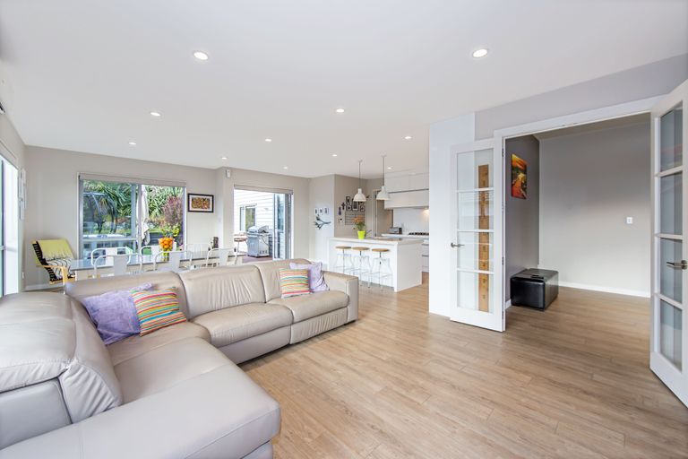 Photo of property in 11 Sibling Court, Silverdale, 0932