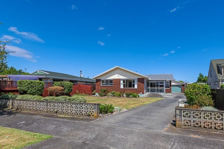 Photo of property in 3 Sheraton Grove, Highbury, Palmerston North, 4412