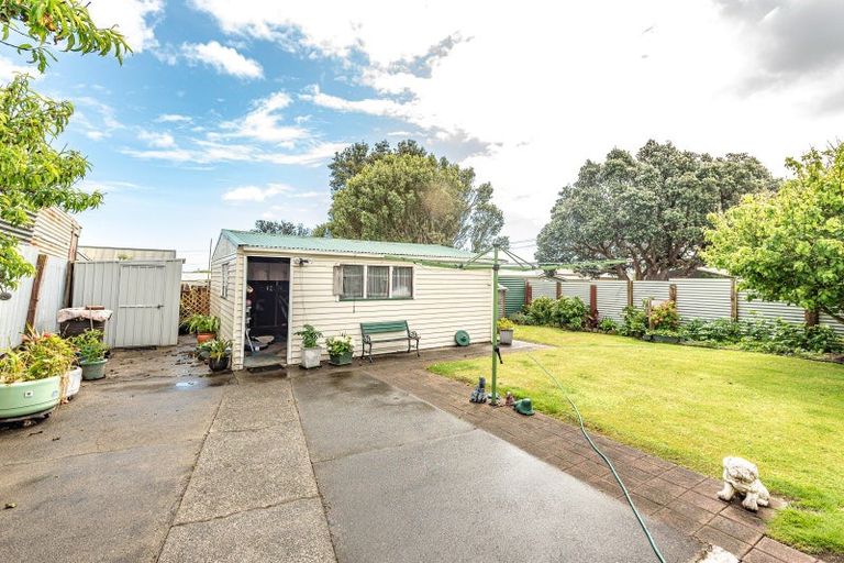 Photo of property in 85 Cornfoot Street, Castlecliff, Whanganui, 4501