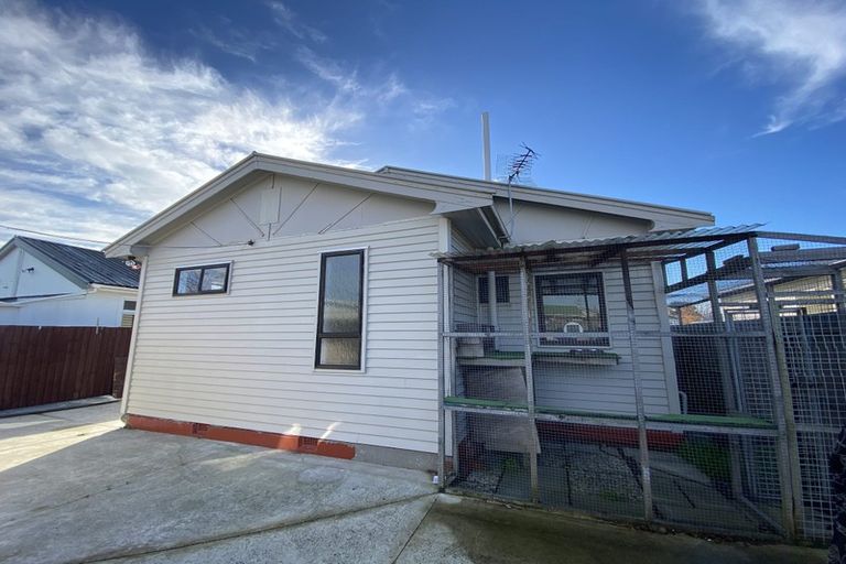 Photo of property in 56 Rhona Street, Linwood, Christchurch, 8062