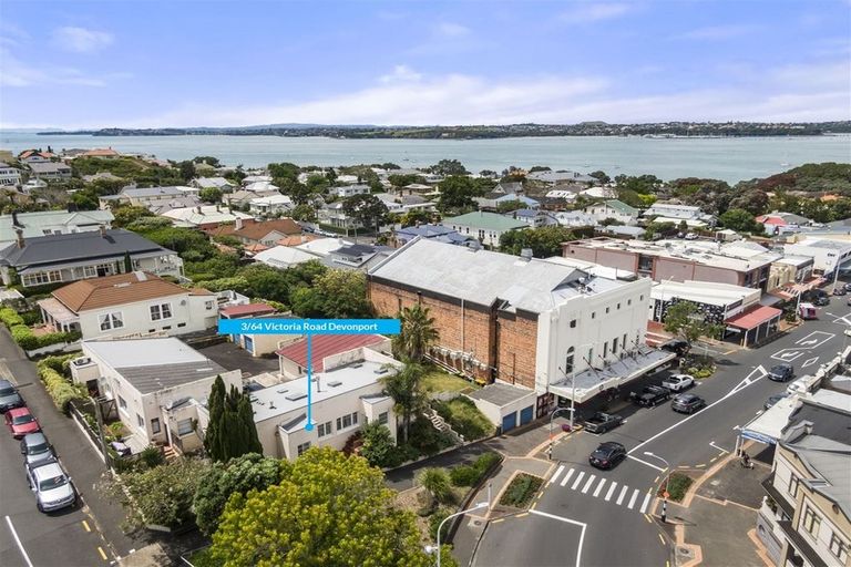 Photo of property in 3/64 Victoria Road, Devonport, Auckland, 0624